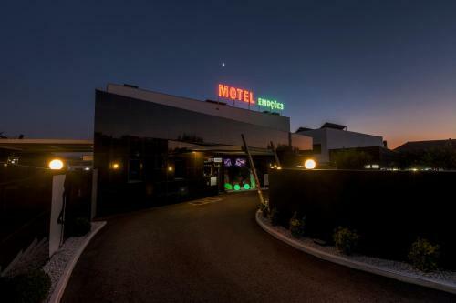 Hotel Motel Emo��es