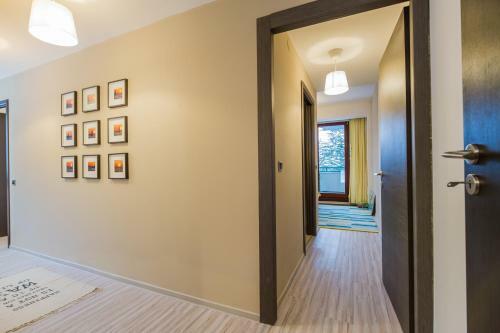 Apartamento Charming 2-bedroom, Silver Mountain, A Building