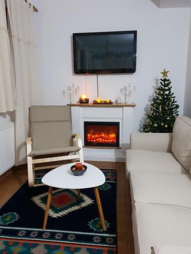 Fairytale Apartment Close To Bradu Ski Slope