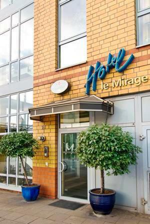 Hotel Mirage