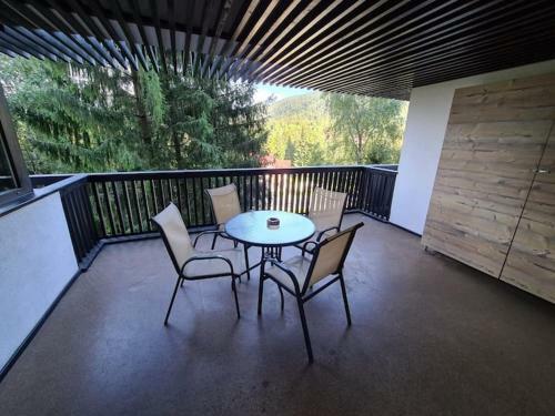 Fabulous Apartment - 110 Sqm Inside Alpin Resort