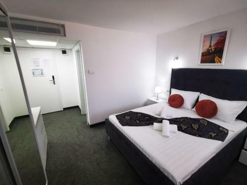 Hostal Vila Roxy
