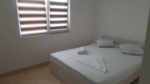Hostal Vila Yza