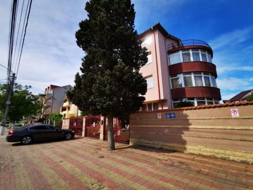 Arka Apartments