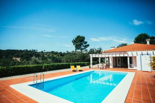 Villa F�tima-our�m - Quinta Da Luz - Breakfast Included