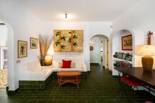 Whome | Balaia 3-bed Family Holiday Villa