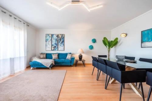 Apartamento ? Oceanfront: Luxury Breathtaking Views And Pool ?