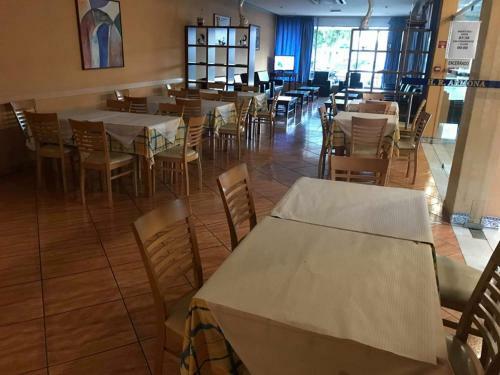 Hotel Hostel Armona