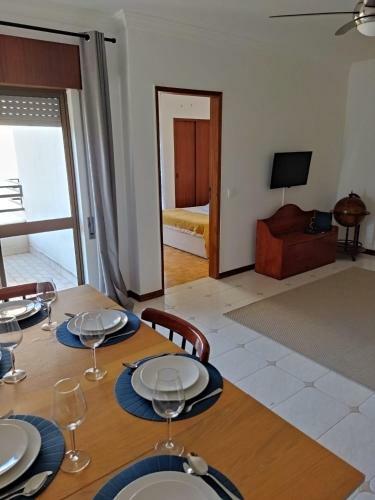 3 Bed Down Town Apartment