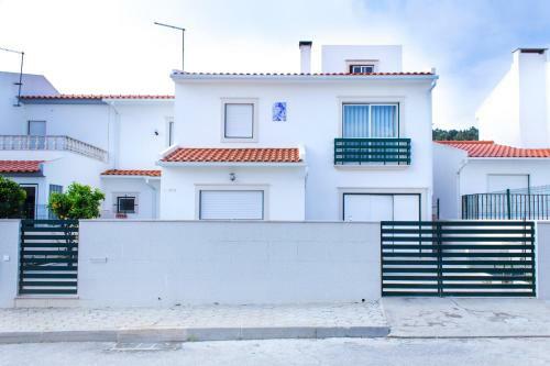 Housebea