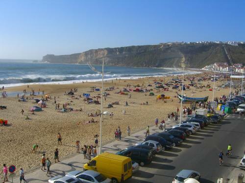 Nazare Apartamento Em Frente Ao Mar
