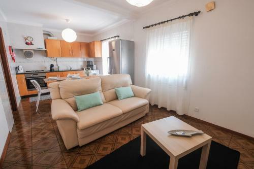 Besugo's House Rooms & Apartment