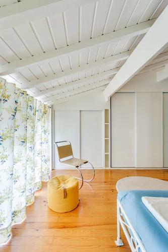 Hostal Home, By Julieta