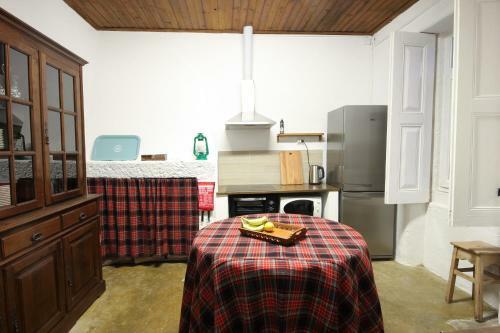 Mountain House/ Serra Da Estrela