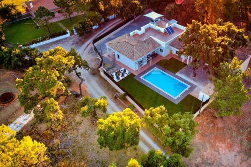 Villa Sundays