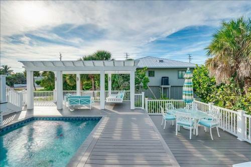 Homes-307 Gasparilla Street Home