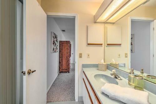 Waterfront Home With Dock, Kayaks, Pool And More!