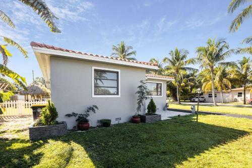 Amazing Escape Close To Dania Beach! Home