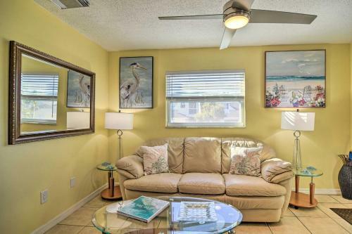 Comfy Dunedin Escape 1 Block To Main Street!