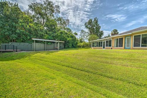 Modern Gem With Private Kayak Dock On Rainbow River!