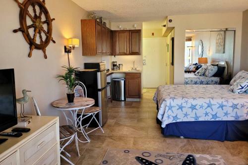 Castaways Beach Resort Condo Unit 514