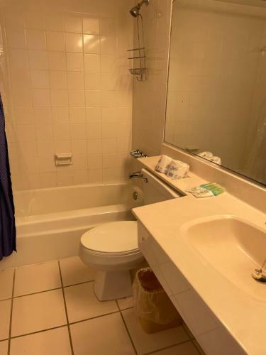 Apartamento Ocean Front Hawaiian Inn Resort