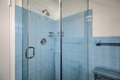 Deerfield Beach Home Near Golfing And Shopping!