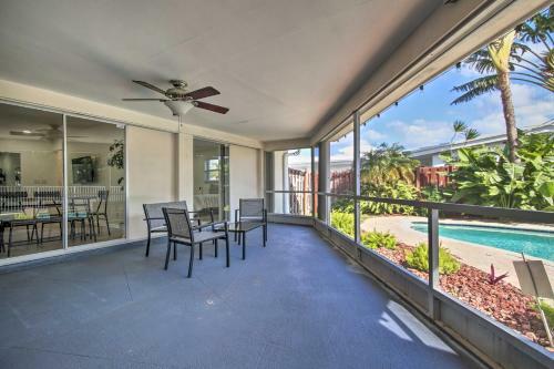 Deerfield Beach Home Near Golfing And Shopping!