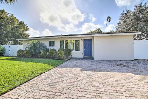 Pet-friendly Home With Pool Less Than 4 Mi To Beach!