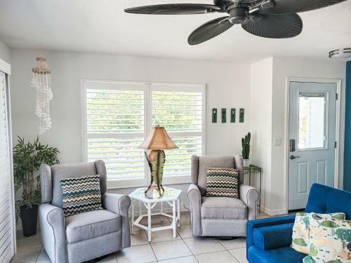 Apartamento Sunset Views + Steps From The Beach Duplex