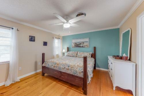 Lemon Bay Retreat