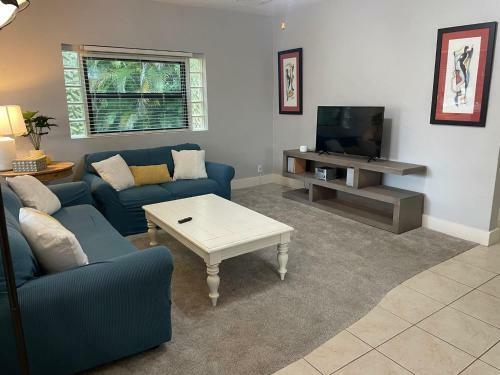 Fabulous House Near Downtown Fort Myers