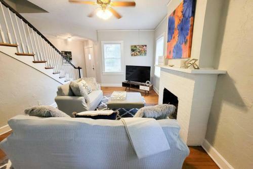 Iconic Gainesville Home - Sleeps 12 - 4 Br- Tom Petty's Old House