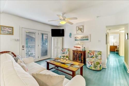 2185 S Fletcher Home