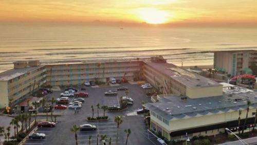 Apartamento Turquoise Beach Retreat~king Bed~daytona Beach