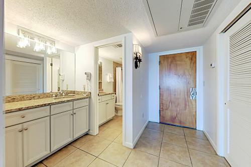 Sandcastle Villas 215-216