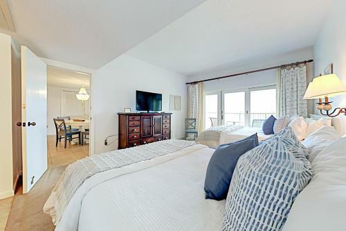 Sandcastle Villas 215-216