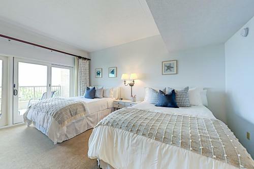 Sandcastle Villas 215-216