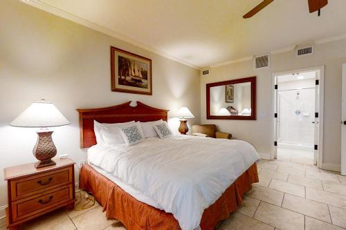 Tennis Villas III