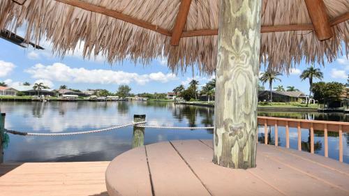 Villa Rosegarden - With A Perfect Water View
