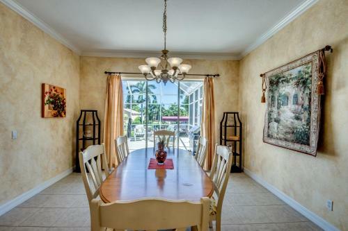 Villa Hangin Luse - Roelens Vacations - Roelens Vacations