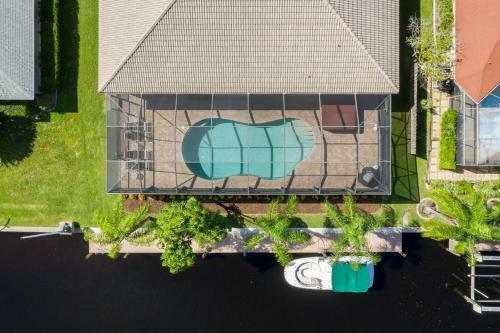 Villa Barefoot - Roelens Vacations - Heated Pool & Spa, Gulf Access, Sleeping Capabilities For 10!