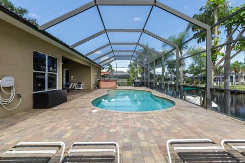 Villa Barefoot - Roelens Vacations - Heated Pool & Spa, Gulf Access, Sleeping Capabilities For 10!