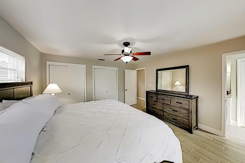 Coral Point Corral