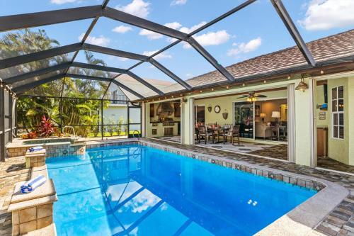 Direct Access Waterfront Villa With Heated Pool & Spa Edgewater Escape Roelens Vacations