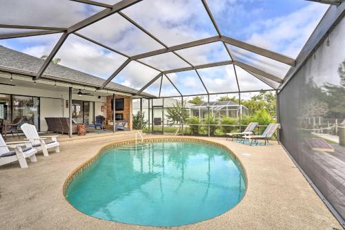 Waterfront Home With Screened-in Private Pool!