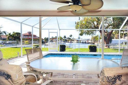 Villa 4 Star Holiday Home In Cape Coral