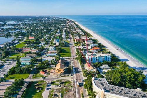 Apartamento 100 Steps To Indian Rocks Beach, Ocean Side, 2 Bedroom Updated Condo