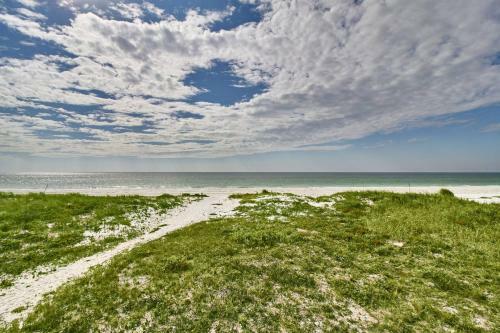 Charming Beach Front Cottage With Stunning Unset Views Pets Are Welcome Here Bella11