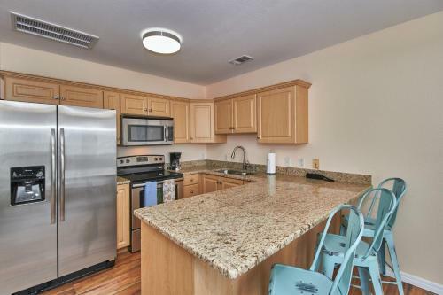 Charming Beach Cottage With Stunning Unset Views Pets Are Welcome Here Bella8